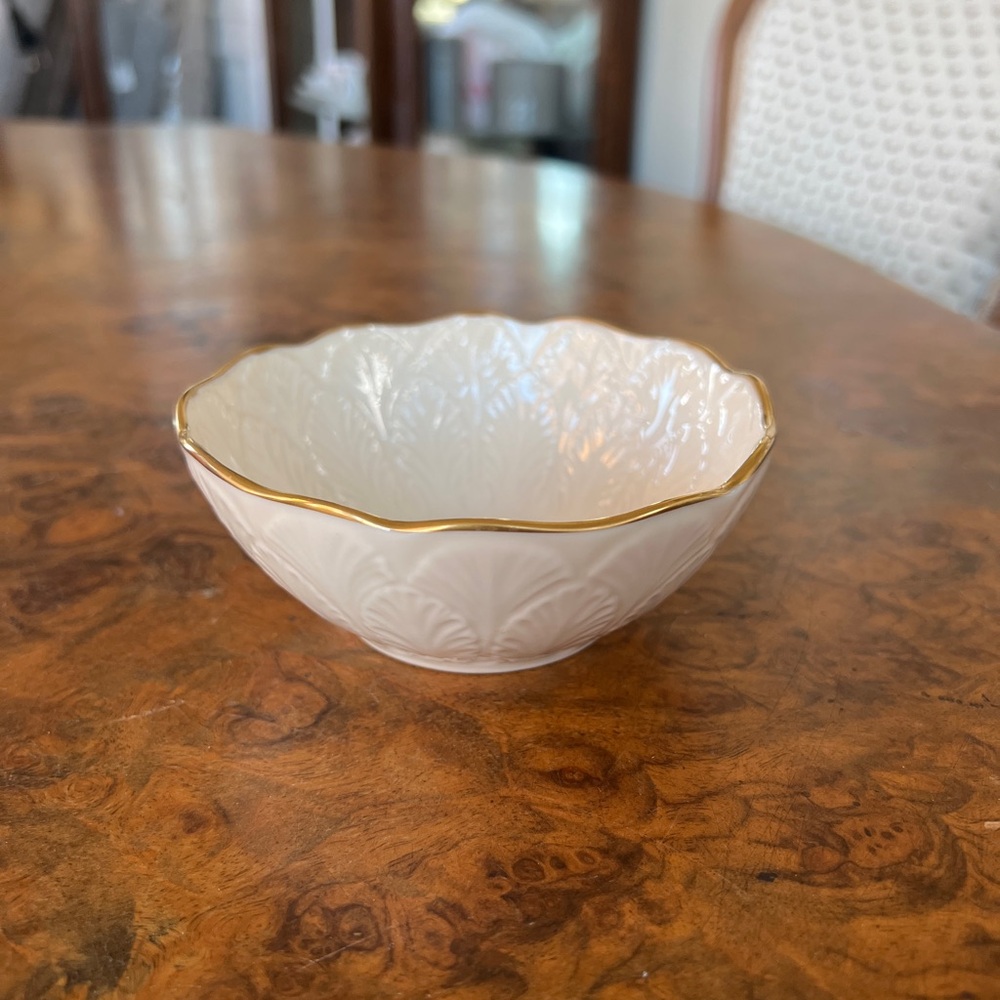 Lenox Cream and Gold Accent Bowl